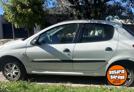 Autos - Peugeot 2013 2013 Nafta 145000Km - En Venta