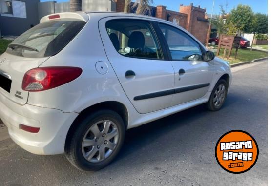 Autos - Peugeot 2013 2013 Nafta 145000Km - En Venta