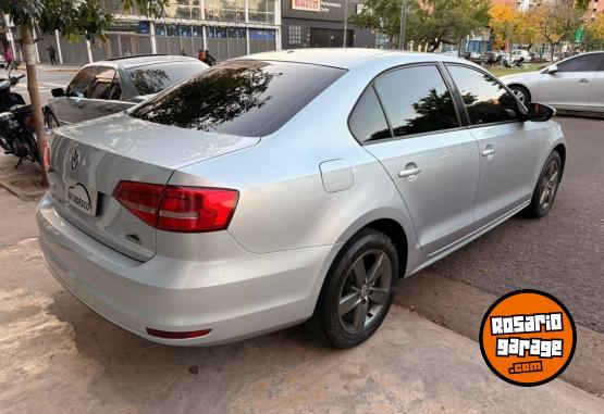 Autos - Volkswagen Vento Advance 2015 Nafta 130000Km - En Venta