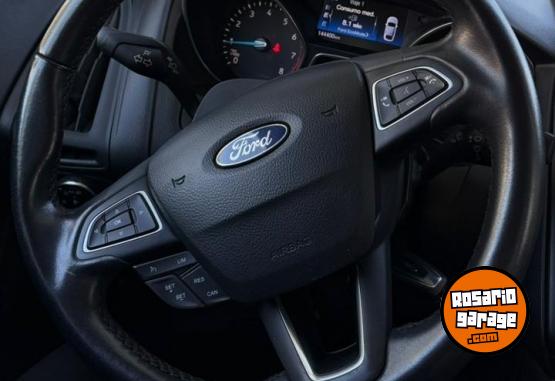 Autos - Ford FOCUS SE PLUS 2.0 2017 Nafta 140000Km - En Venta