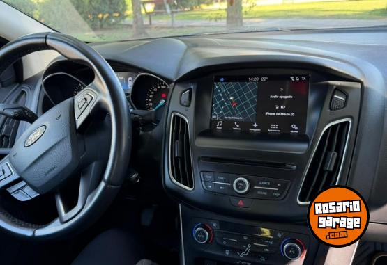 Autos - Ford FOCUS SE PLUS 2.0 2017 Nafta 140000Km - En Venta
