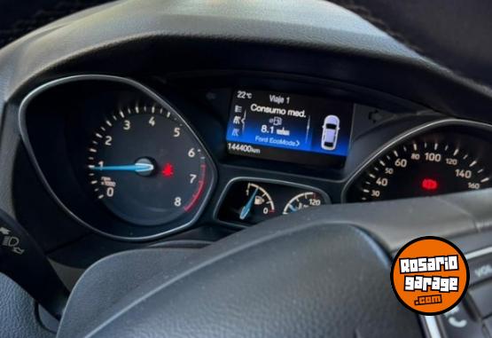 Autos - Ford FOCUS SE PLUS 2.0 2017 Nafta 140000Km - En Venta