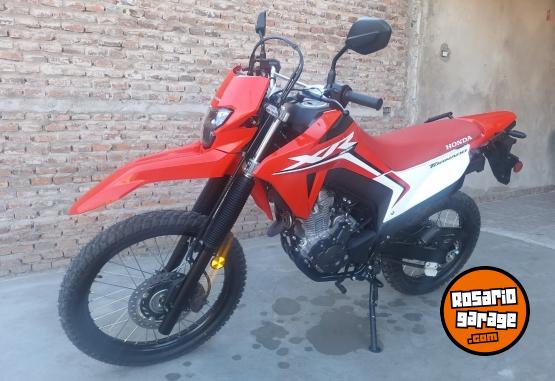 Motos - Honda Honda tornado 300 2025 Nafta 39Km - En Venta