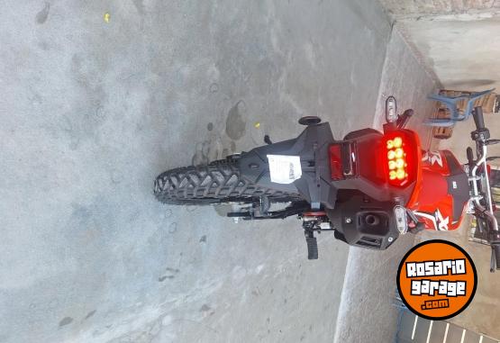 Motos - Honda Honda tornado 300 2025 Nafta 39Km - En Venta