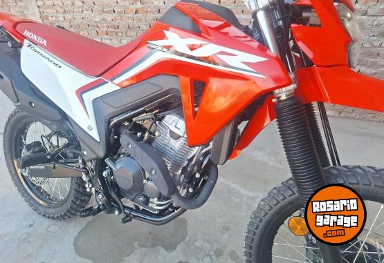 Motos - Honda Honda tornado 300 2025 Nafta 39Km - En Venta