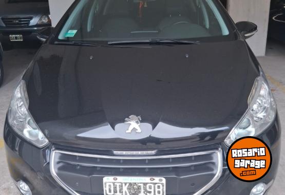 Autos - Peugeot 208 2014 Nafta 85000Km - En Venta