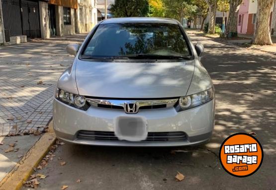 Autos - Honda Civic 2008 Nafta 200000Km - En Venta