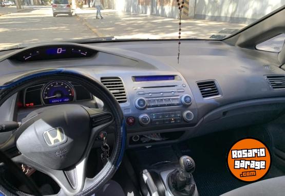 Autos - Honda Civic 2008 Nafta 200000Km - En Venta