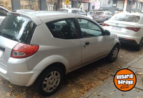 Autos - Ford 1.0 2009 Nafta 177000Km - En Venta