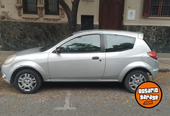 Autos - Ford 1.0 2009 Nafta 177000Km - En Venta