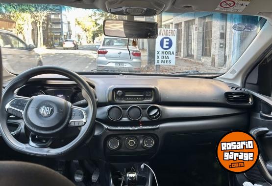 Autos - Fiat CRONOS 2021 GNC 130000Km - En Venta