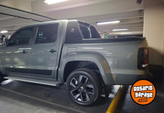 Camionetas - Volkswagen AMAROK HERO 2025 Nafta 6000Km - En Venta