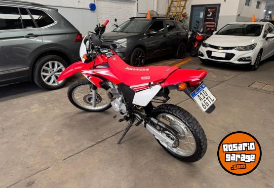 Motos - Honda Tornado 2019 Nafta 11000Km - En Venta