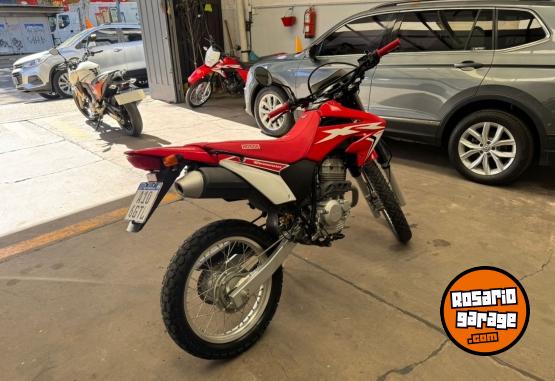 Motos - Honda Tornado 2019 Nafta 11000Km - En Venta