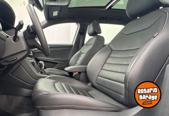 Autos - Volkswagen Taos Highline 2022 Nafta 40000Km - En Venta