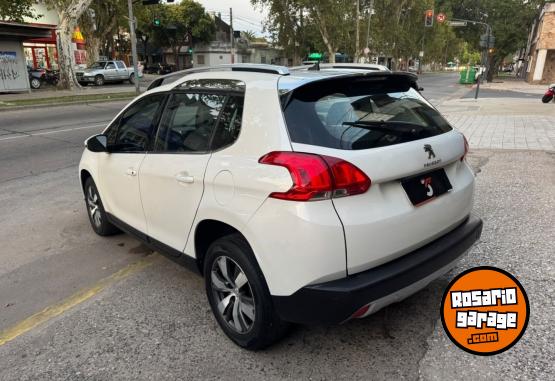 Autos - Peugeot 2008 Feline 2017 Nafta 80000Km - En Venta
