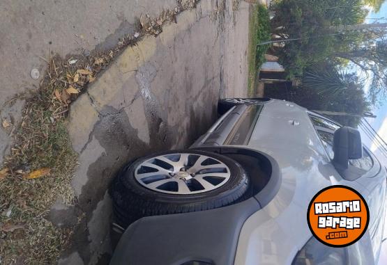 Autos - Chevrolet Spin 2017 GNC 128000Km - En Venta