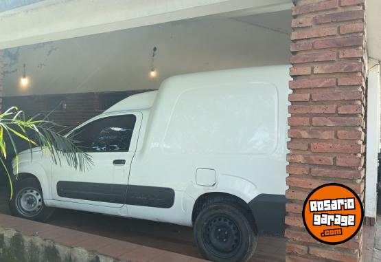 Utilitarios - Fiat Fiorino 2015 Nafta 30000Km - En Venta