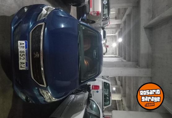 Autos - Peugeot 301 2017 Nafta 168000Km - En Venta