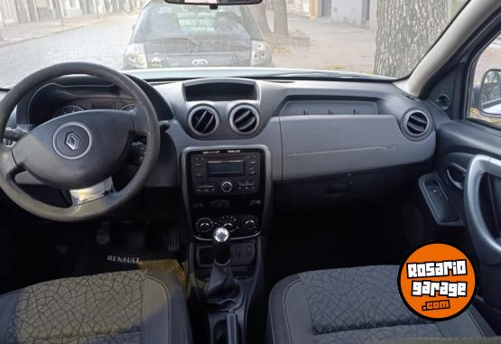 Autos - Renault DUSTER 2012 Nafta 270000Km - En Venta