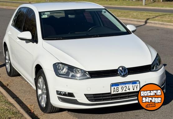 Autos - Volkswagen Golf 2017 Nafta 95000Km - En Venta