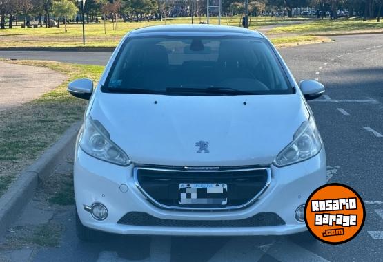 Autos - Peugeot 208 feline 2013 Nafta 112000Km - En Venta