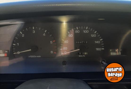 Camionetas - Toyota Hilux 1999 Diesel 564712Km - En Venta