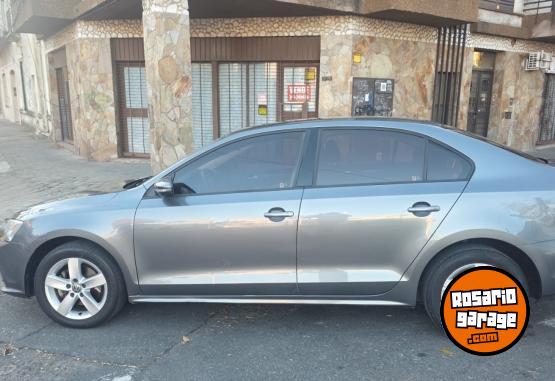 Autos - Volkswagen VENTO ADUANCE 2.5 2015 Nafta 141125Km - En Venta