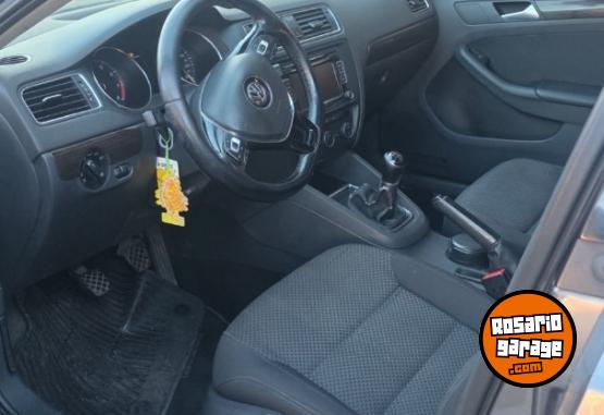 Autos - Volkswagen VENTO ADUANCE 2.5 2015 Nafta 141125Km - En Venta