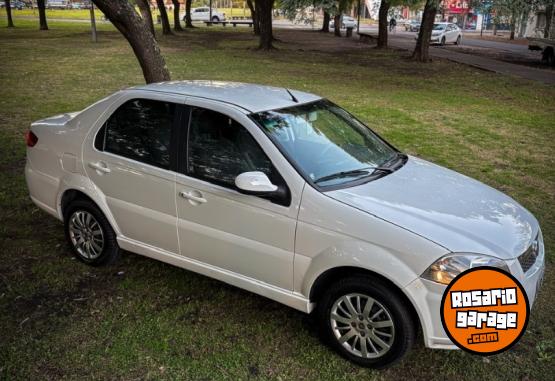 Autos - Fiat SIENA / PRISMA Corsa gol 2015 Nafta 122000Km - En Venta