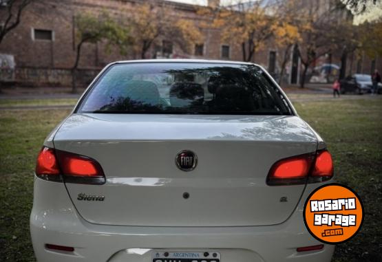 Autos - Fiat SIENA / PRISMA Corsa gol 2015 Nafta 122000Km - En Venta