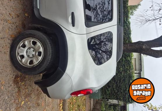 Autos - Renault Duster 2013 Nafta 240000Km - En Venta