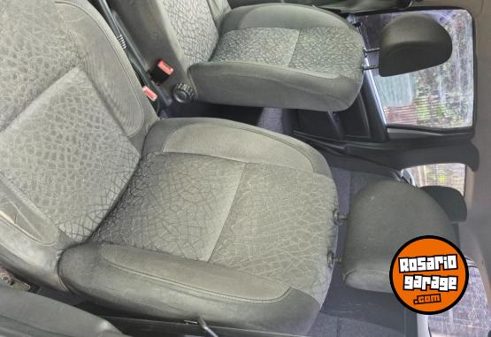 Autos - Renault Duster 2013 Nafta 240000Km - En Venta