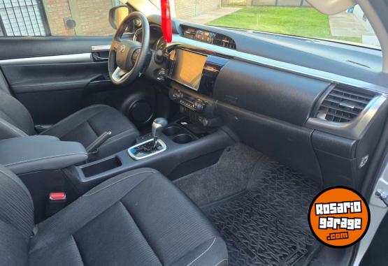 Camionetas - Toyota HILUX 2025 Diesel 7500Km - En Venta