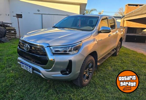 Camionetas - Toyota HILUX 2025 Diesel 7500Km - En Venta