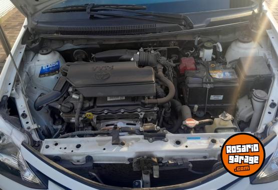 Autos - Toyota Etios 2018 Nafta 73000Km - En Venta