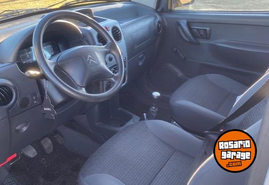 Utilitarios - Citroen Berlingo Business Mixto 2017 Diesel 50000Km - En Venta