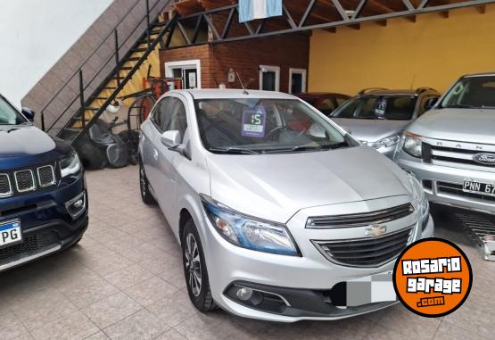 Autos - Chevrolet Onix ltz 2015 Nafta 105000Km - En Venta