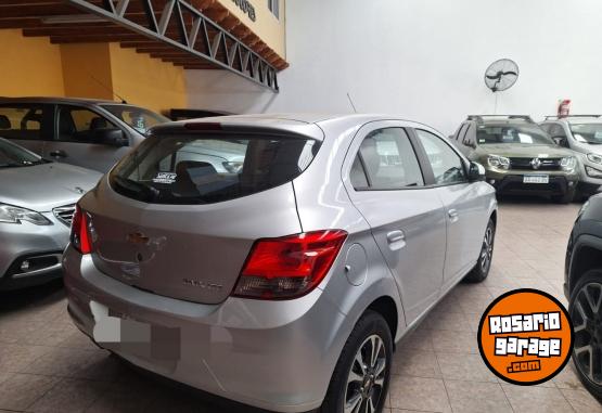 Autos - Chevrolet Onix ltz 2015 Nafta 105000Km - En Venta