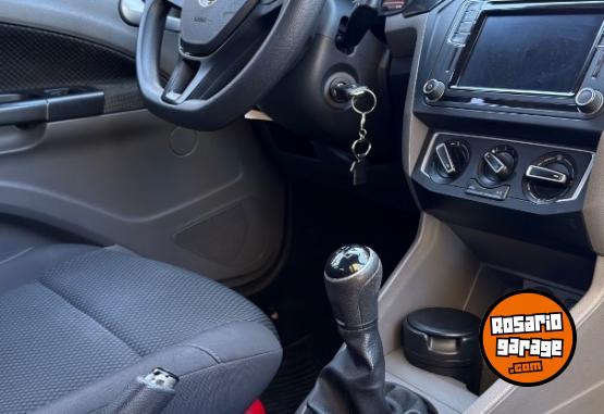 Autos - Volkswagen Gol 2017 Nafta 83000Km - En Venta