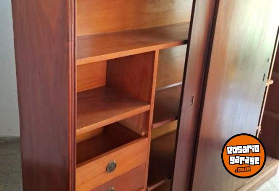 Hogar - ROPERO GRANDE. IMPECABLE. - En Venta