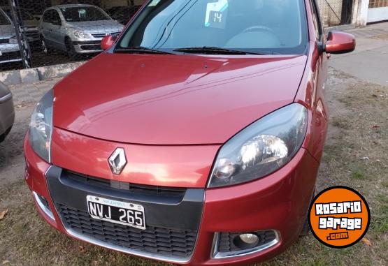 Autos - Renault SANDERO gol palio fiesta 2014 Nafta 96000Km - En Venta