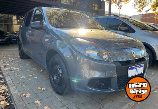Autos - Renault Sandero authentic 2014 Nafta 140000Km - En Venta