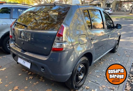 Autos - Renault Sandero authentic 2014 Nafta 140000Km - En Venta