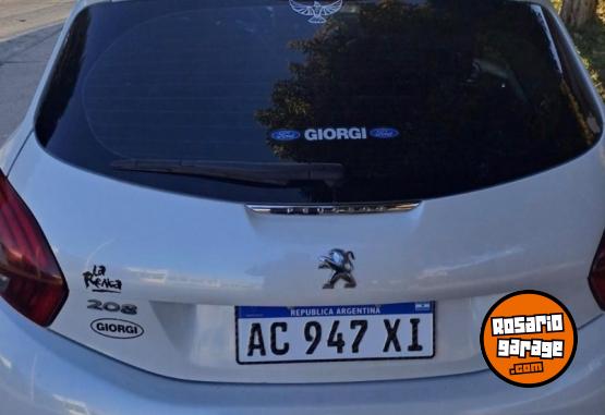 Autos - Peugeot 208 2018 Nafta 124000Km - En Venta