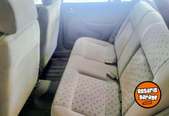 Autos - Volkswagen Gol Country 2004 GNC 180904Km - En Venta