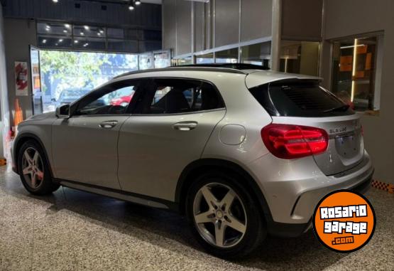 Autos - Mercedes Benz GLA250 AMG 2017 Nafta 185000Km - En Venta