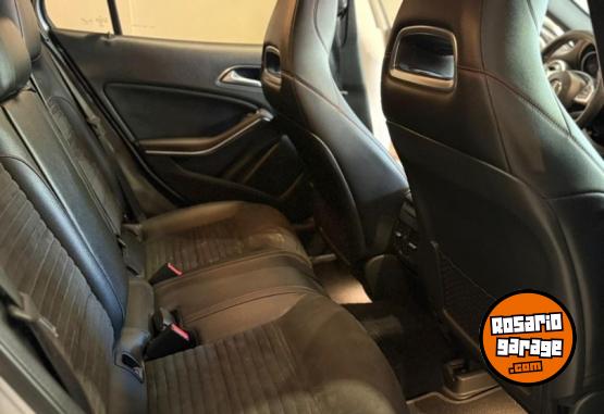 Autos - Mercedes Benz GLA250 AMG 2017 Nafta 185000Km - En Venta