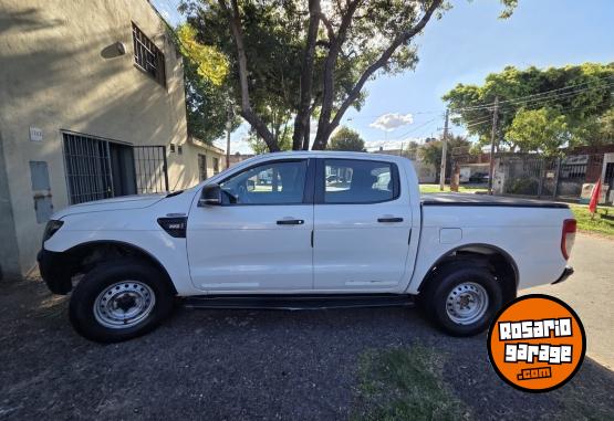 Camionetas - Ford Ranger 2015 Diesel 200000Km - En Venta