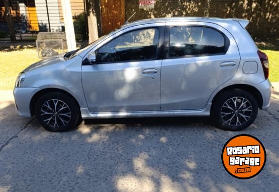 Autos - Toyota ETIOS 2018 Nafta 101000Km - En Venta